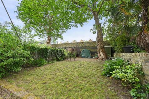 Hammersmith Grove - GardenB3 (1).JPG
