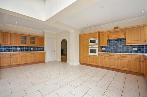 Brook Green Lettings  Heathfield Road - KitchenB3 