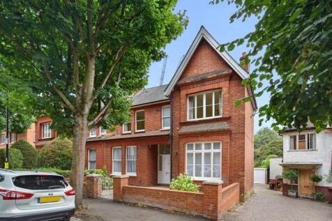 Brook Green Lettings  Heathfield Road - Exterior1 