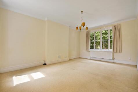 Brook Green Lettings  Heathfield Road - Bedroom3 (