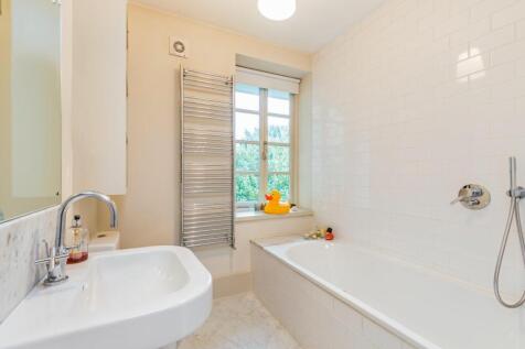 Lettings Hammersmith Upper Mall 16 - Bathroom 2.jp
