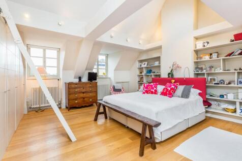 Lettings Hammersmith Upper Mall 16 - Bedroom 1.jpg