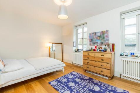 Lettings Hammersmith Upper Mall 16 - Bedroom 2.jpg