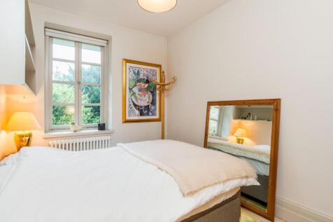 Lettings Hammersmith Upper Mall 16 - Bedroom 3.jpg