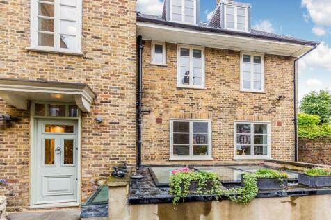 Lettings Hammersmith Upper Mall 16 - Garden.jpg