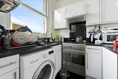 FBL - inclair Road - Kitchen3 (1).jpg