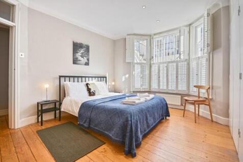 FB - LGF, Milson Road - Bedroom Angle3 (1).jpg