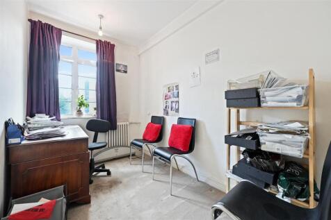 Latymer Court