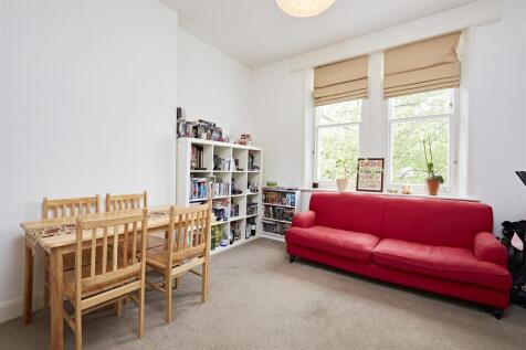 Lettings Hammersmith Sinclair Road - Reception.jpg