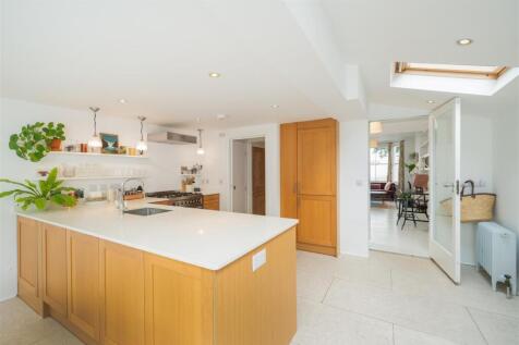 Becklow Road 103 - (06 of 19).jpg