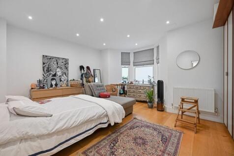 FBL -  Brook Green - BedroomB1 (1).jpg