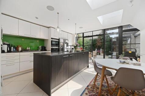 RCFBL- caithness road- kitchen 9 (1).jpg