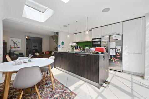 RCFBL- caithness road- kitchen 12 (1).jpg
