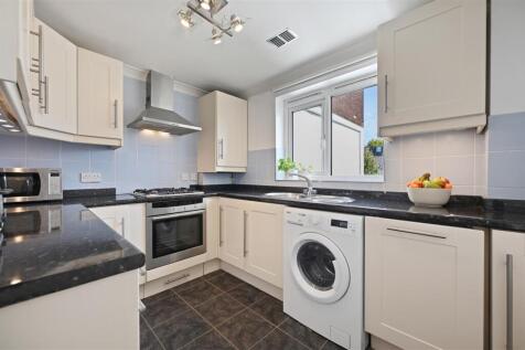 Woodger Road - Kitchen