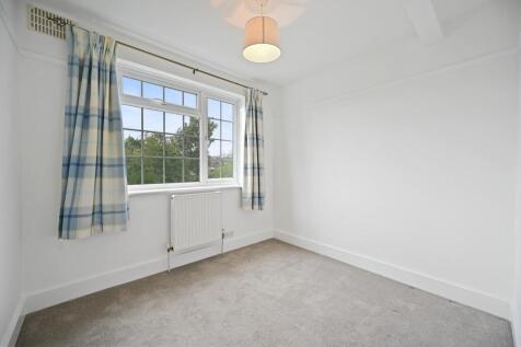 RCFBL&#61; hale gardens- bedroom D3 (1).jpg