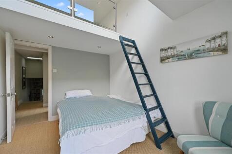 Percy Road - BedroomC3 (1).JPG