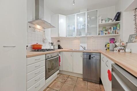 FBL - Sinclair Road - Kitchen3 (1).jpg