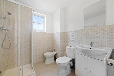 Black Lion Mews - Shower Room3 (1).JPG