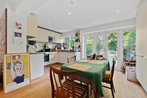 Batoum Gardens - 12 (1).JPG