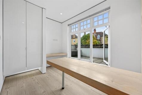 Bedford Mansions - 33 (1).JPG