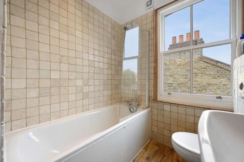 FB - Stafford Mansions - Bathroom3 (1).jpg