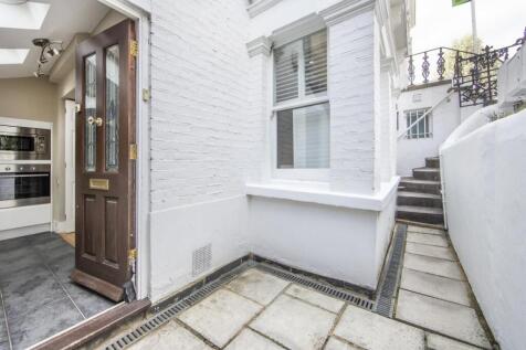 Sales Hammersmith Westwick Gardens - Exterior (2).