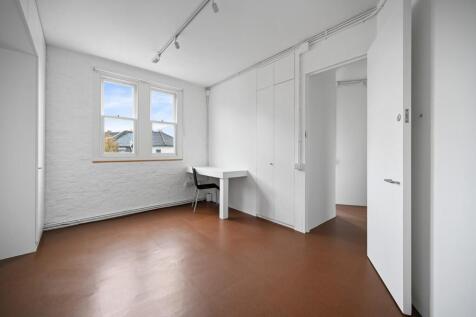 BCFBL - Addison Gardens - Bedroom A (4).jpg