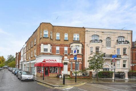 BCFBL - Addison Gardens - Exterior (4).jpg