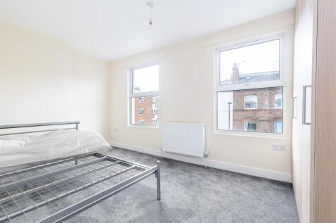 Lettings Brook Green Blythe Road - Bedroom 4.jpg