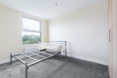 Lettings Brook Green Blythe Road - Bedroom 3.jpg