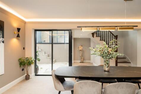 Cromwell Grove - (25 of 41).jpg