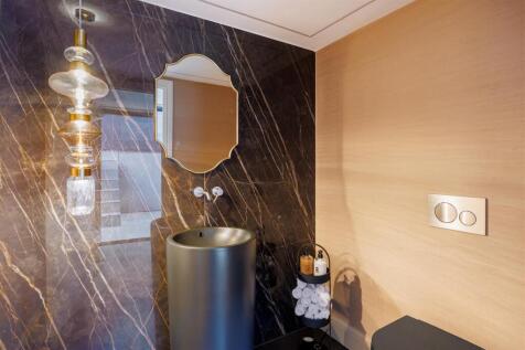 Cromwell Grove (03 of 03).jpg