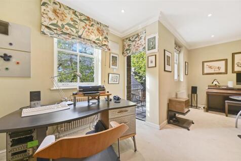 Oxford Gate - 27 (1).JPG