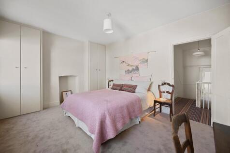 BCFBL -Becklow Road - Bedroom 1 A (4).JPG