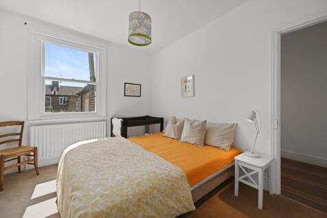 BCFBL - Becklow Road - Bedroom 2 A (4).JPG