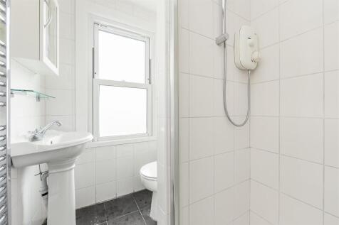 Lettings Brook Green Sterndale Road - Bathroom 2.j
