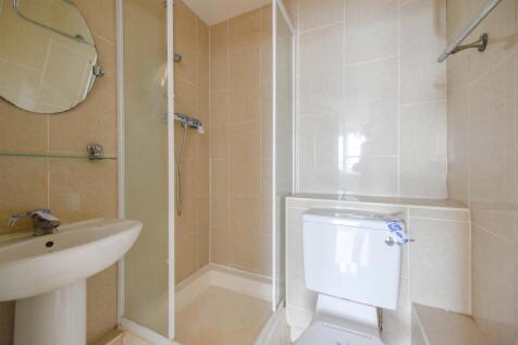 ENSUITE SHOWER ROOM