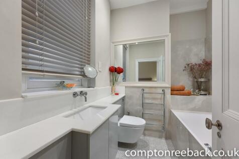 En Suite Bathroom