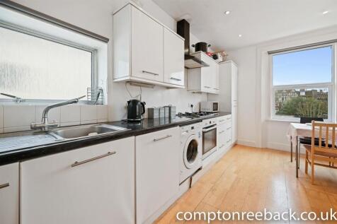 Eat - in Kitchen