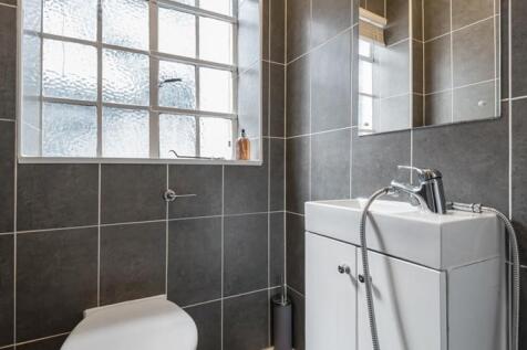 Bath 2.jpg