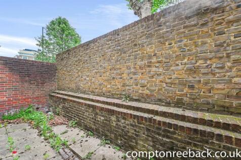 CR - w Abinger Mews - Terrace3 (1).jpg