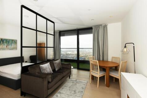 sitting room.JPG