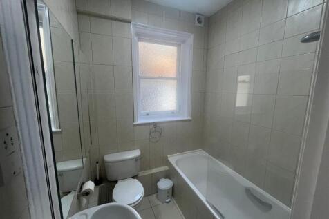 Bathroom.jpeg