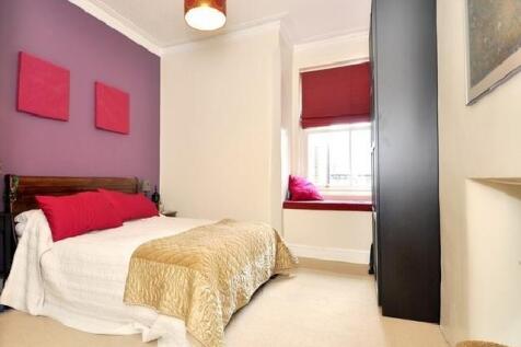 Bedroom 1: