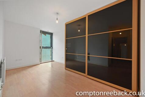 Bedroom 1.jpg
