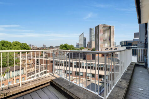 BALCONY2