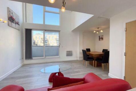Lounge 2