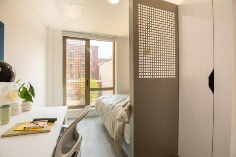 Deskspace and Storage