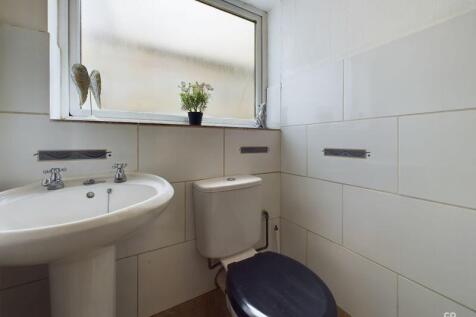 downstairs toilet 