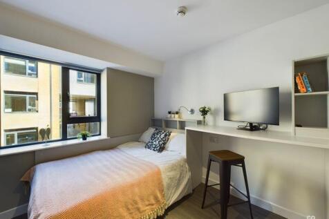 bedroom study area 